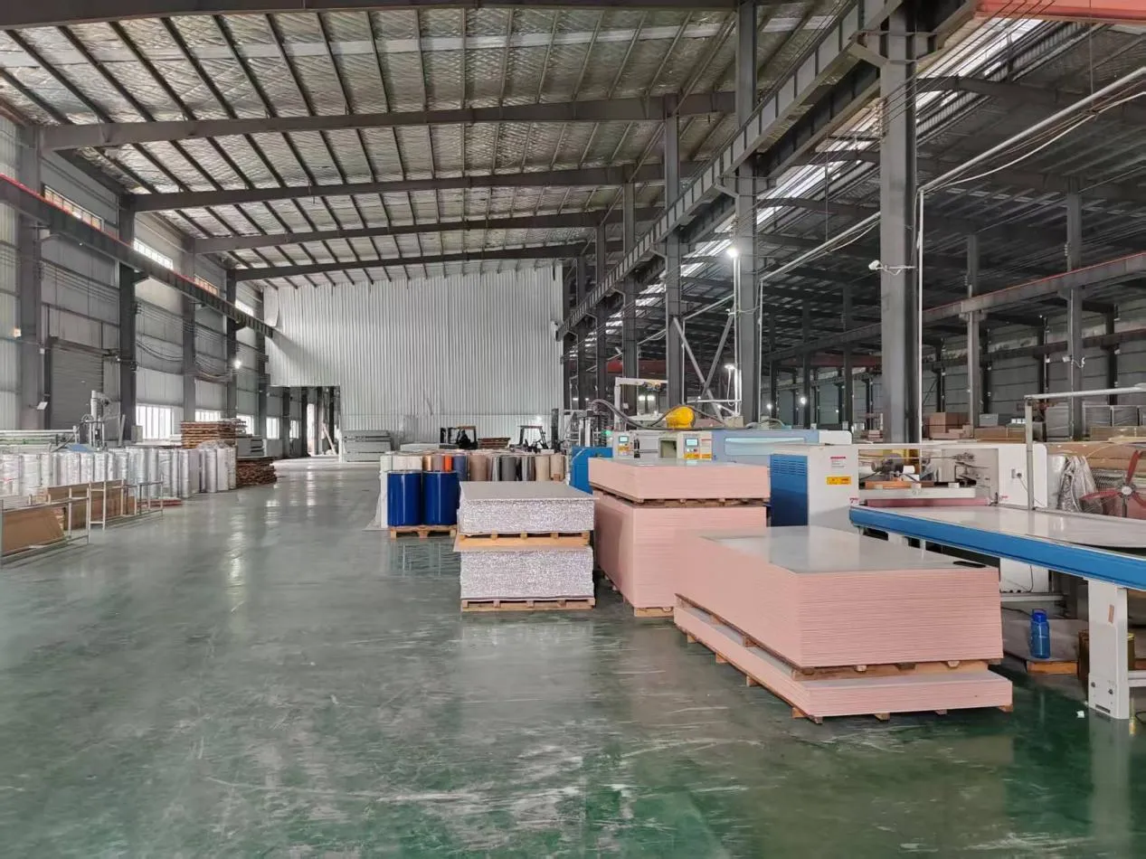 Полный ассортимент декоративных материалов качественные решения, подходящие для различных сценариев. (2)