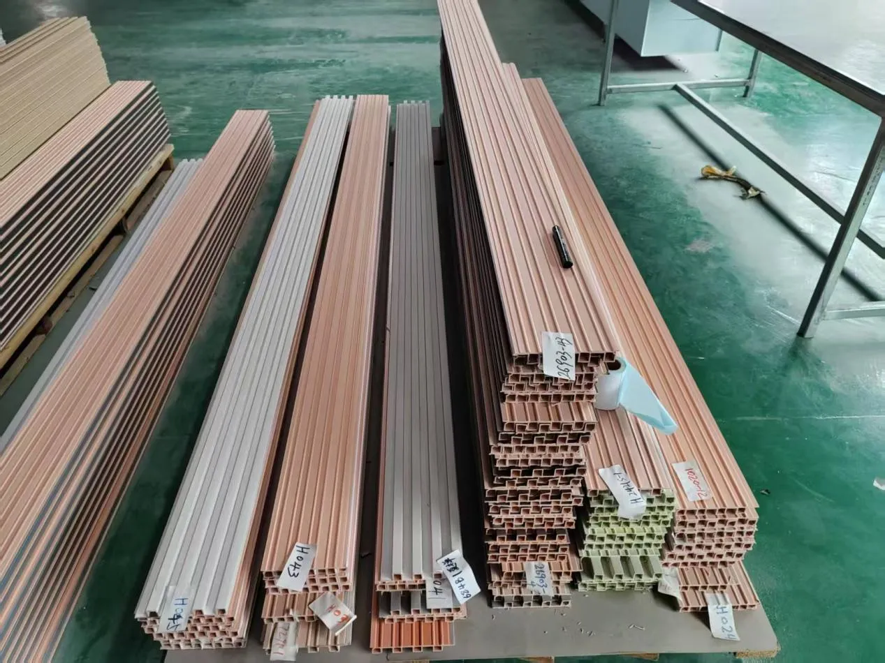 Разнообразие спецификаций и материалов позволяет добиться новых прорывов в области сценарных решений для декоративных материалов123